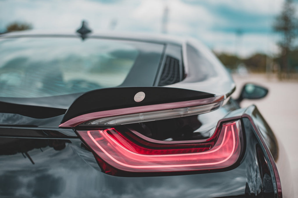 MAXTON DESIGN SET OF SPOILER CAPS BMW I8