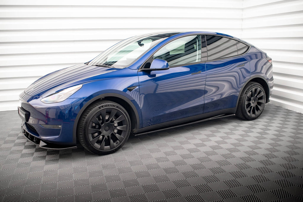 MAXTON DESIGN SIDE SKIRTS DIFFUSERS V.1 TESLA MODEL Y