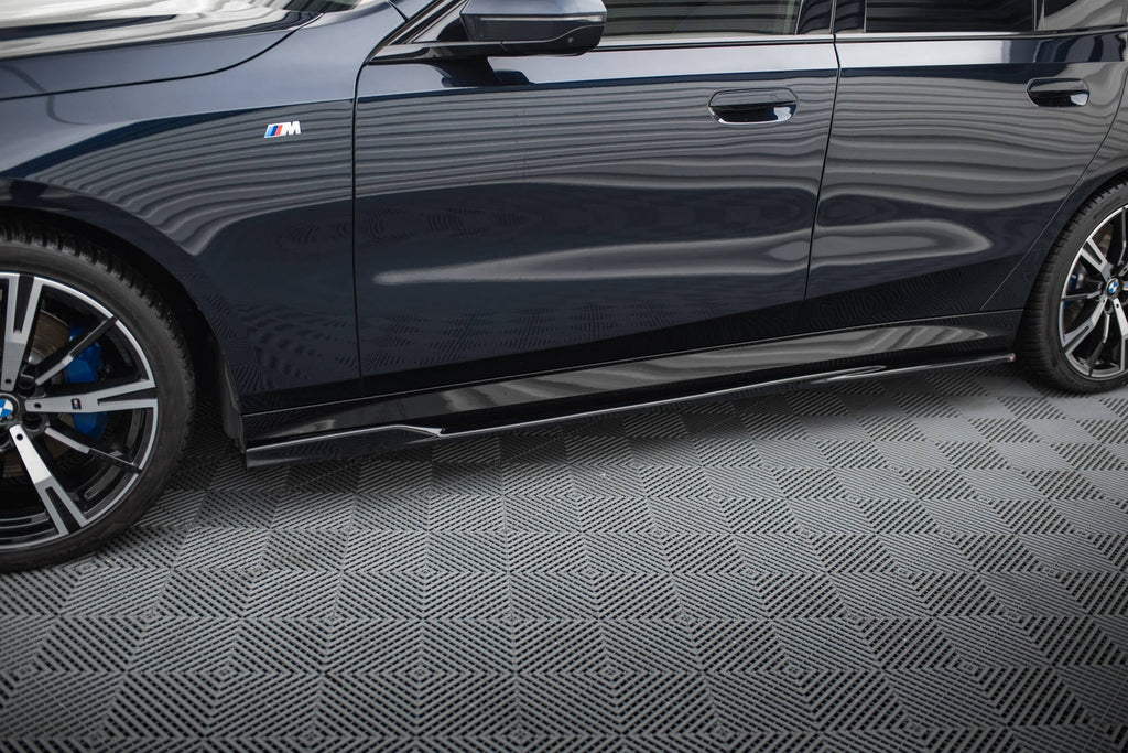 MAXTON DESIGN SIDE SKIRTS DIFFUSERS V.2 BMW 5 M-PACK G60