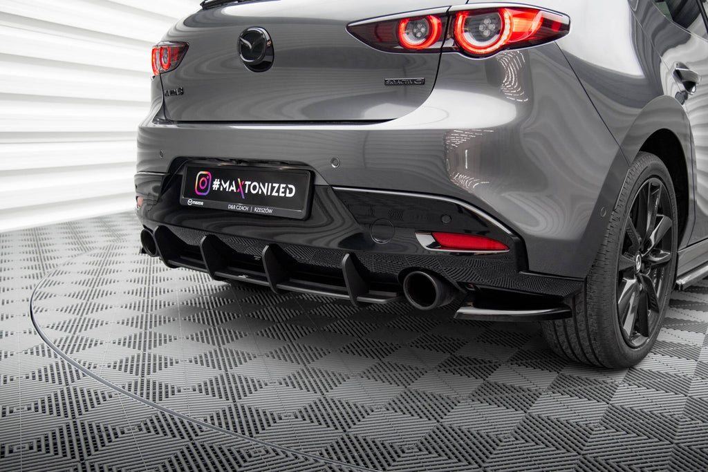 MAXTON DESIGN STREET PRO REAR DIFFUSER MAZDA 3 MK4