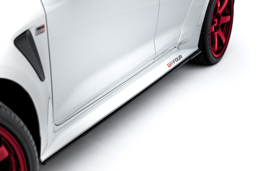 MAXTON DESIGN Street Pro Side Skirts Diffusers Toyota GR Corolla Mk12