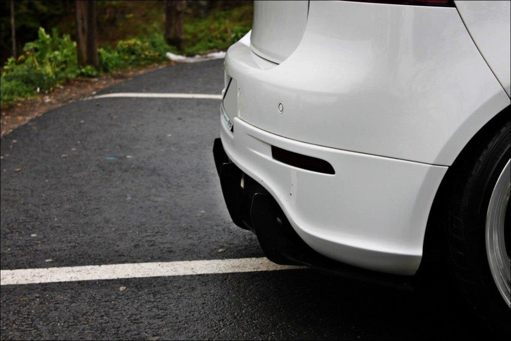 MAXTON DESIGN VW GOLF V R32 REAR DIFFUSER