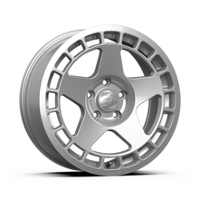 Load image into Gallery viewer, Fifteen52 Turbomac 17x7.5 +30 73.10mm Center Bore Speed Silver Wheel