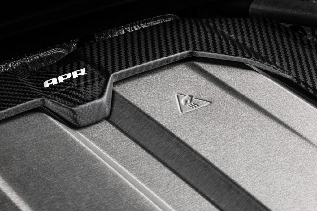 APR ENGINE COVER - AUDI 4.0T EA825 C8 RS6/RS7 - CARBON FIBER