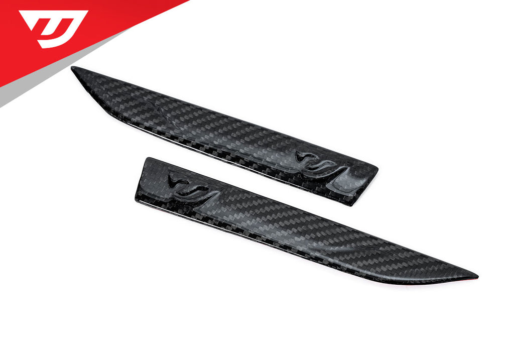 Unitronic Carbon Fiber Fender Badge Set for VW Mk8/Mk8.5 GTI, Golf R