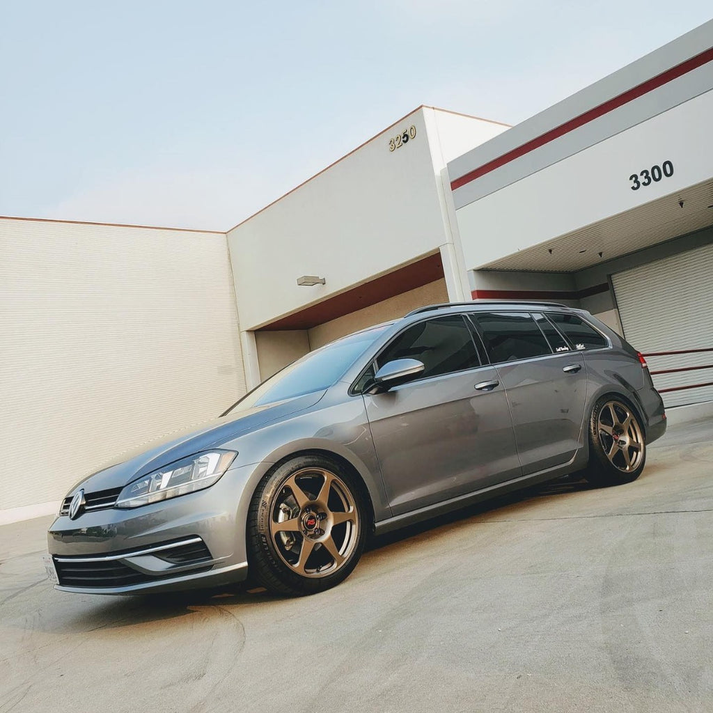 Neuspeed RSe06 18x8.5" ET45 5x112 Light Weight Wheel