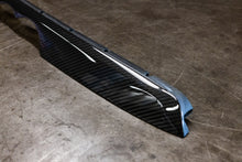 Load image into Gallery viewer, Audi 4M Q7 Upper Grill Carbon Fiber Insert