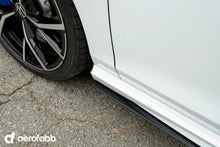 Load image into Gallery viewer, aerofabb VW Mk8 Golf R Side Splitters