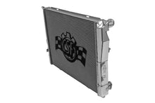 Load image into Gallery viewer, CSF 2006 BMW 325 / 07-09 BMW 328 / 06-10 BMW 330 / 09-10 BMW Z4 Radiator