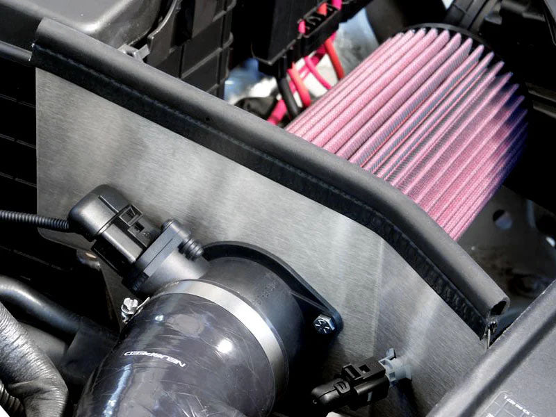 Neuspeed  P-Flo Intake - Mk6 Golf, Sportwagen 2.5L 2010-2014