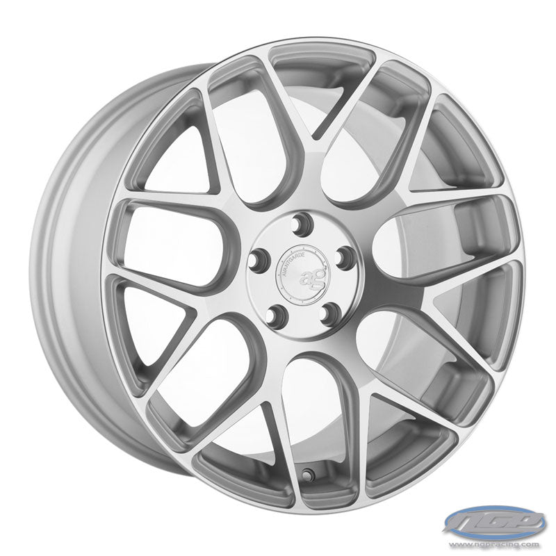 Avant Garde - M590 - 20x8.5" et32 5x112 - Satin Silver