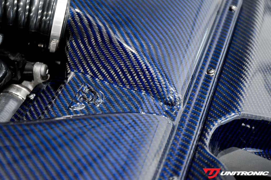 UNITRONIC BLUE CARBON KEVLAR INTAKE & TURBO INLETS FOR AUDI C8 RS6/RS7