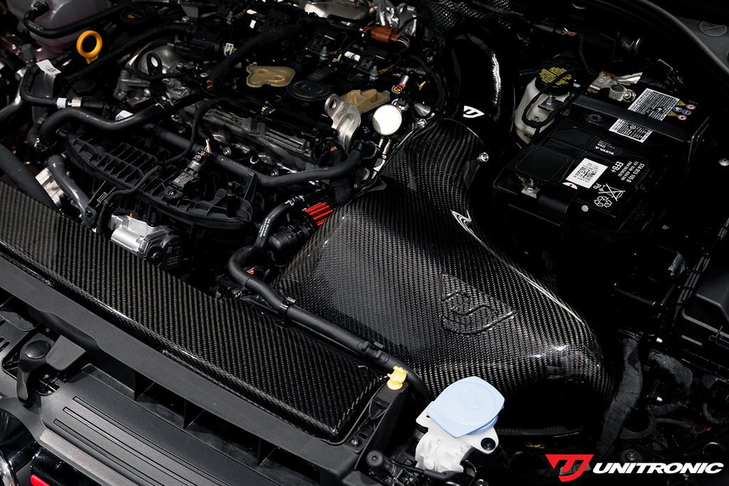 UNITRONIC CARBON FIBER INTAKE SYSTEM WITH AIR DUCT FOR MK8 GTI 2.0TSI EVO4