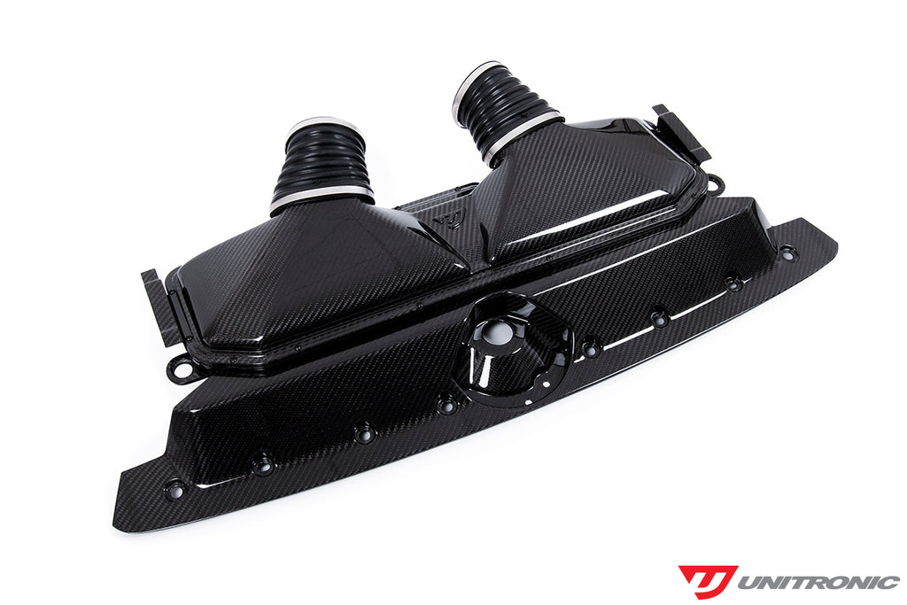 UNITRONIC GLOSS CARBON FIBER INTAKE & TURBO INLETS FOR AUDI C8 RS6/RS7