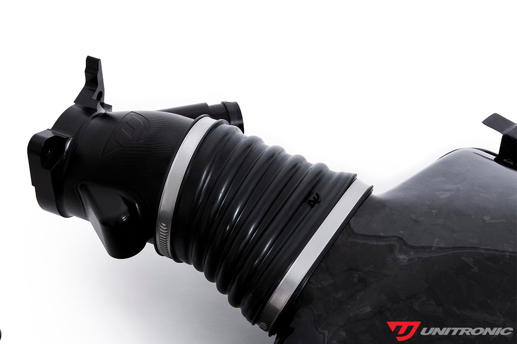 UNITRONIC FORGED CARBON FIBER INTAKE & TURBO INLETS FOR AUDI C8 RS6/RS7