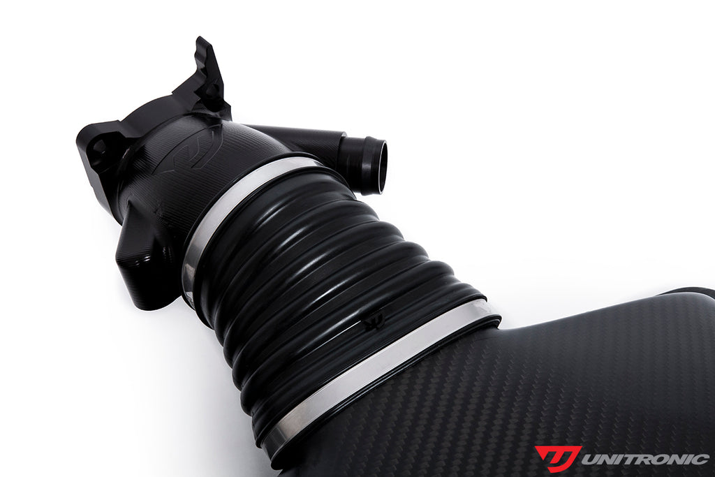 UNITRONIC MATTE CARBON FIBER INTAKE & TURBO INLETS FOR AUDI C8 RS 6/RS 7